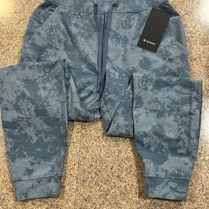 Lululemon City Sweat Jogger - Men’s Medium. Blue Cloud